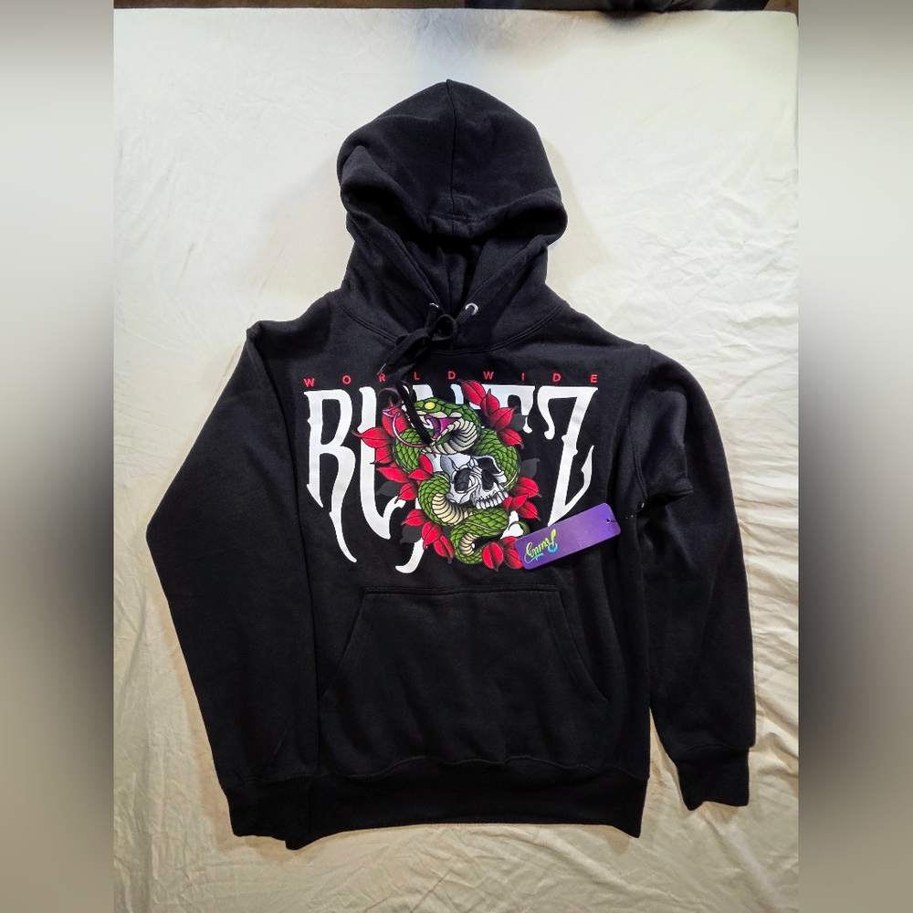 Runtz Mens Snakez And Skull Hoodie Graphic Print Black Small NWT's. Very Nice